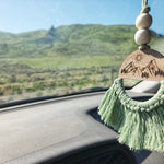 Load image into Gallery viewer, Mountain Car Charm/Essential Oil Diffuser

